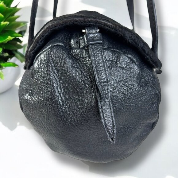 See by Chloe RARE Leather and Calf Hair Barrel Shoulder Bag with COA - Picture 5 of 16